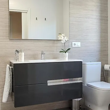 Besbello - * סנטיאגו דה קומפוסטלה