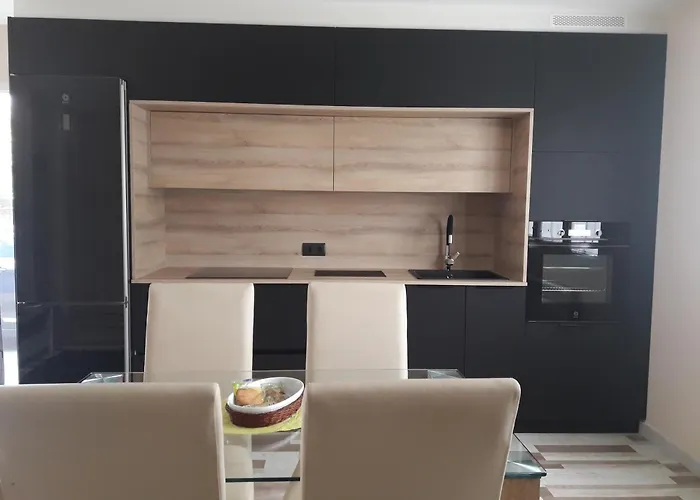 Besbello - * Сантьяго-де-Компостела