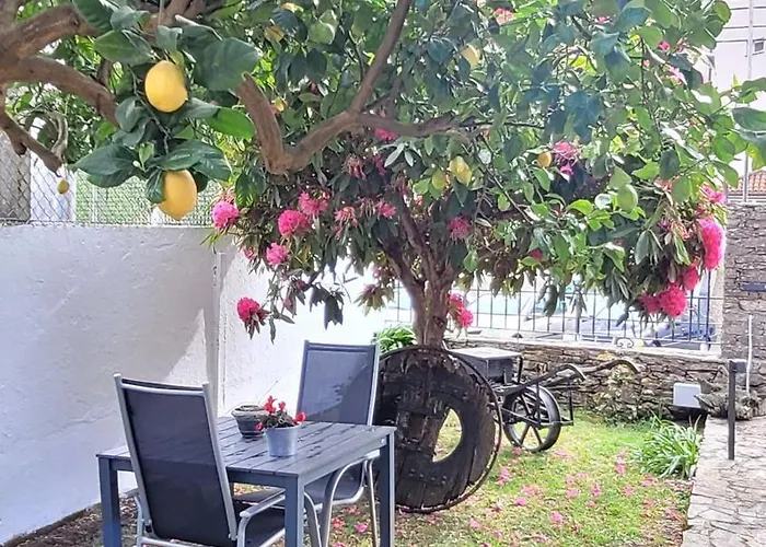 Besbello - アパート