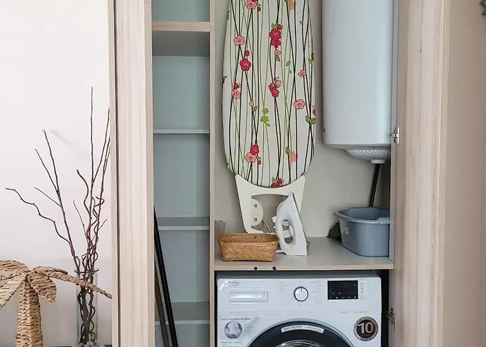 アパート Besbello -