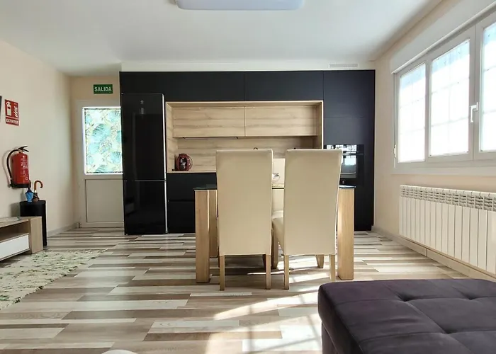 Apartament Besbello - *